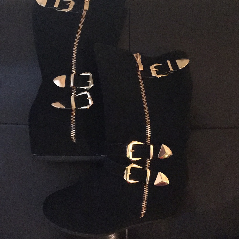 Grade school girls shoes